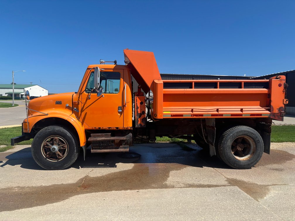 1997 International  4700 Single Axle Dump Truck