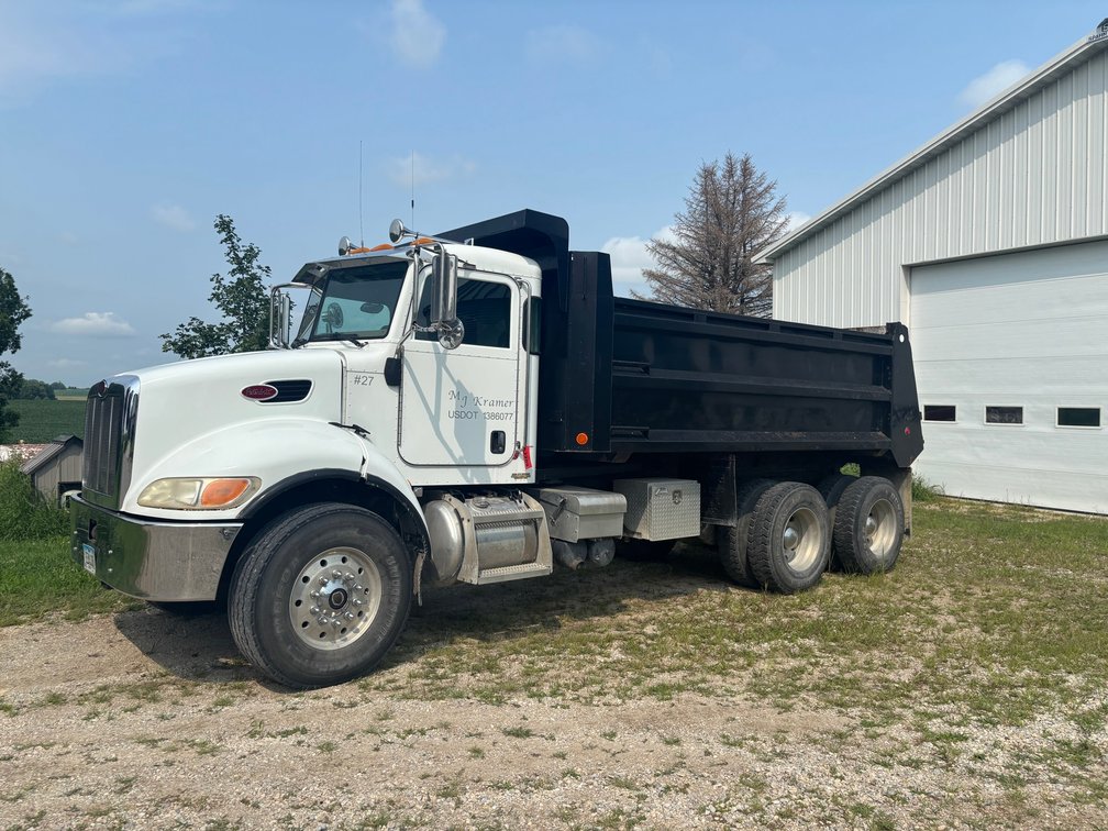 2006 Peterbilt 335 Tandem Axle Dump Truck