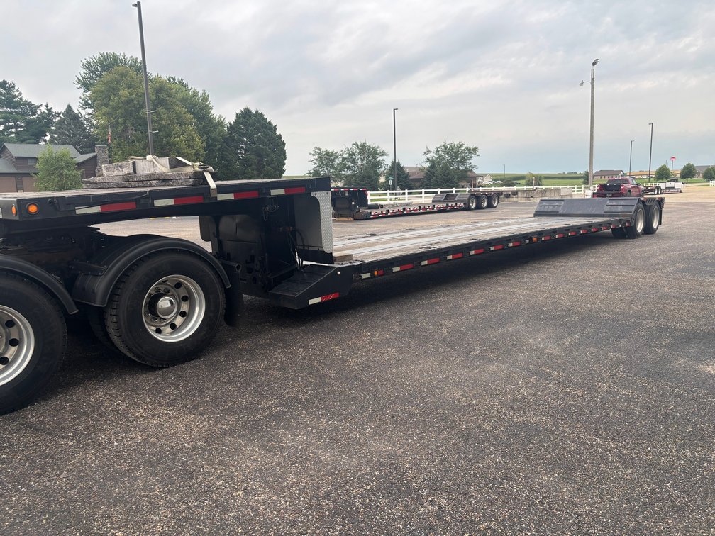 2010 XL Specialized XL70 MDE Expandable Tandem Axle RGN Lowboy Trailer