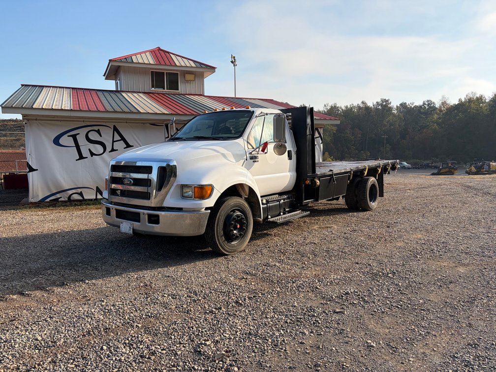 Ford  F-650 Flatbed Truck