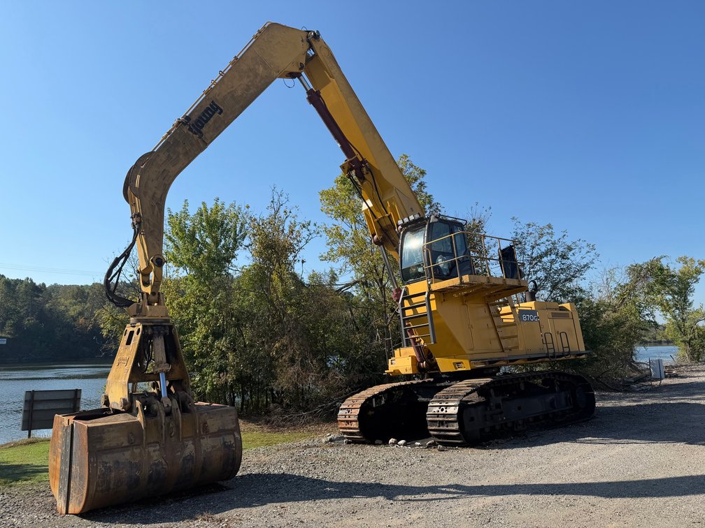 2015 John Deere 870G LC Excavator