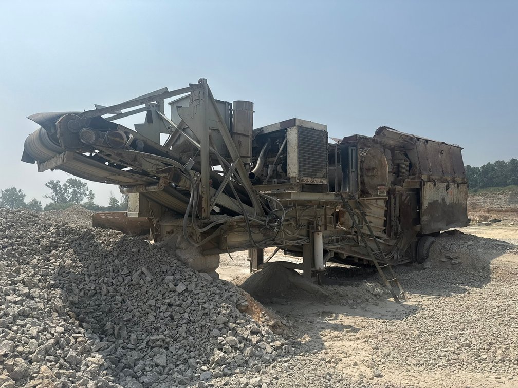 Hewitt-Robins 22x48 Jaw Crusher