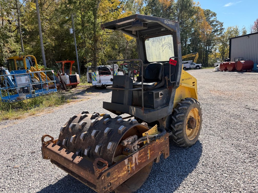Bomag BW 124 PHD-3 48" Single Drum Padfoot Roller