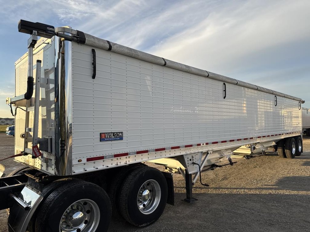2020 Wilson DWH-650 Hopper Bottom Trailer