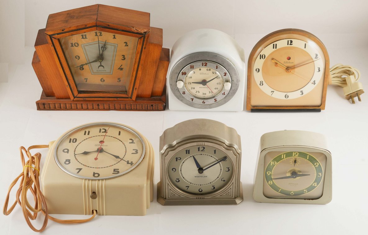 Clock lot (6) Assorted makers, two run