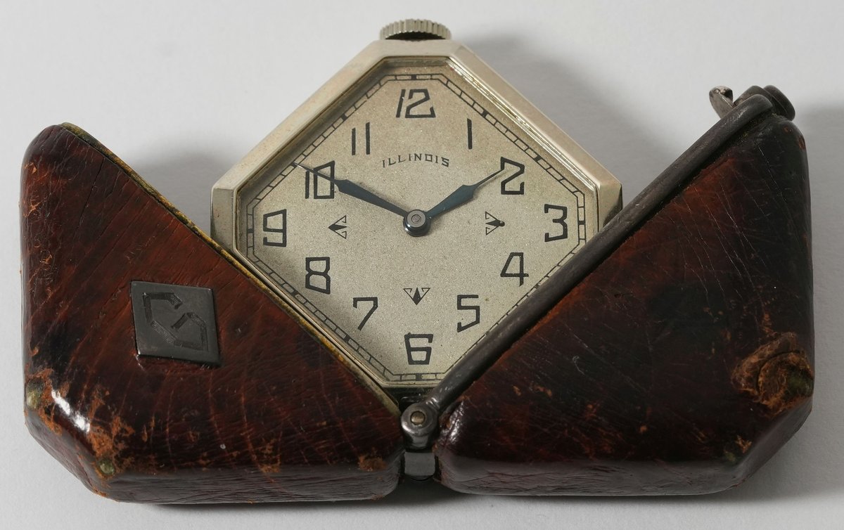 Illinois, "Caprice" model travel or purse watch