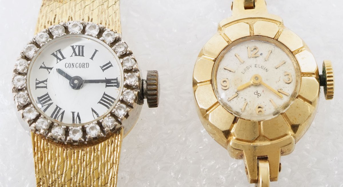 LWW lot (2) Swiss ladies' manual in 14K, both run