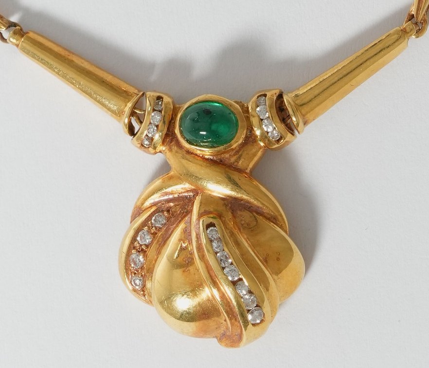 Emerald, diamond & 18K yellow gold necklace