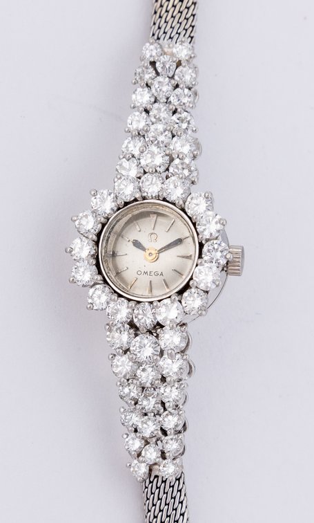 Lady's Omega diamond cocktail watch in 14K