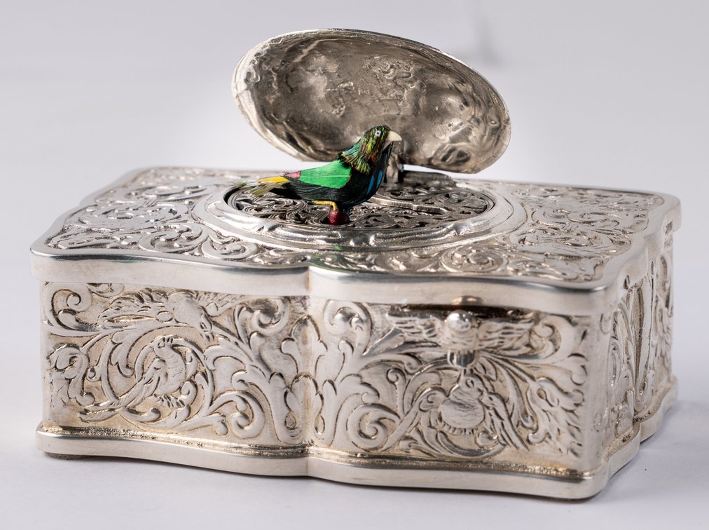 Singing bird box in sterling silver