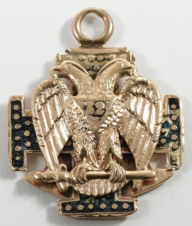 14K gold and enameled Masonic watch fob