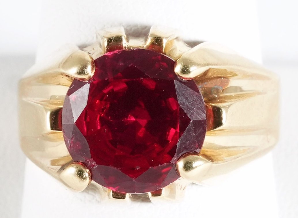 Synthetic ruby &14K yellow gold man's ring,