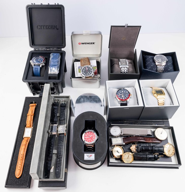 WW lot (16) Assorted Swiss & Japanese quartz and mechanical models, 7 run