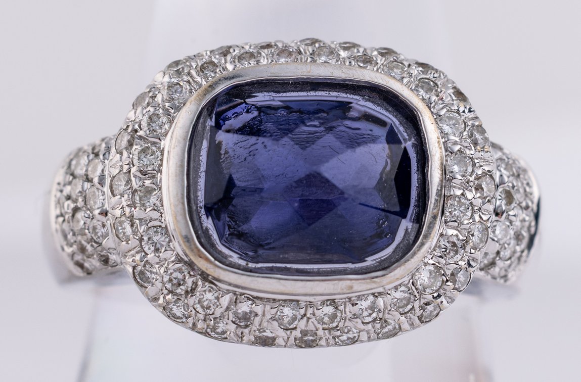 Tanzanite, diamond, & 18K white gold ring