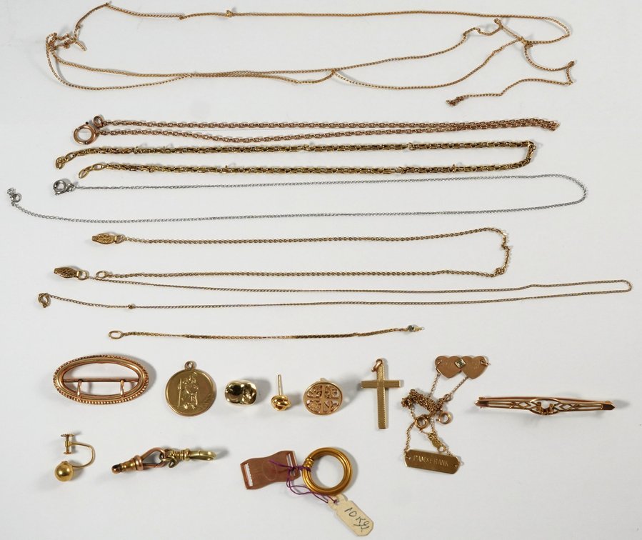 Jewelry lot (20) Assorted items in 14K, 10K, 9K, sterling silver and rolled-gold