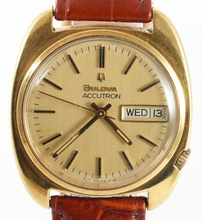 Bulova Accutron in 18K