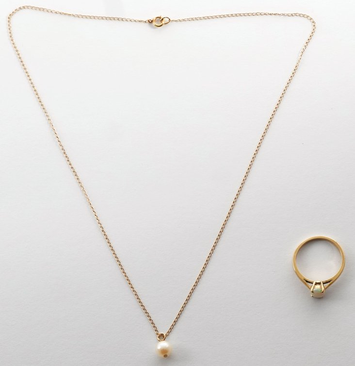 Jewelry lot (2) Opal Ring & Pearl Necklace in 14K