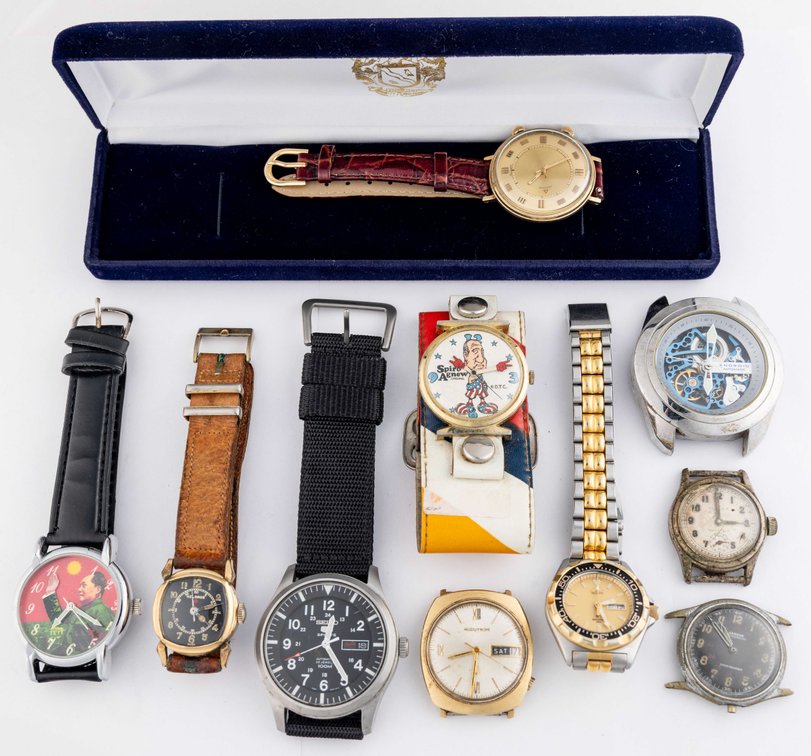 WW lot (10) Assorted Asian & European mechanical and quartz models, 4 run