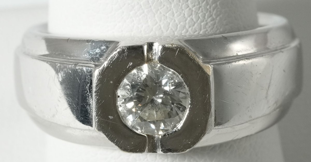 Diamond & 14K white gold mans ring