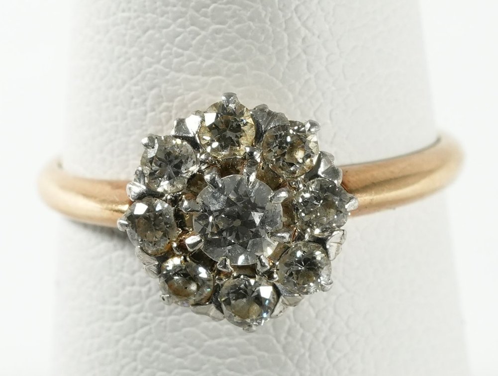 Diamond & 14K yellow gold daisy cluster ring w/Box