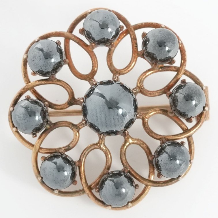 Hematite and 11K yellow gold floral broach w/Box