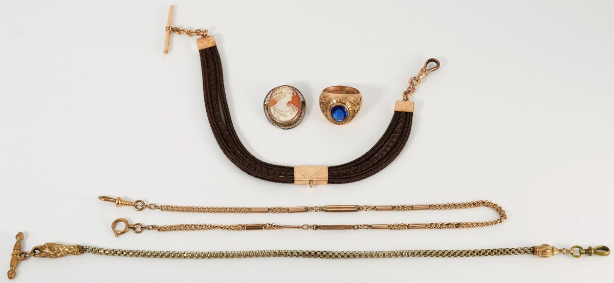 Jewelry lot (5) assorted items in 14K, 9K, and gold-filled