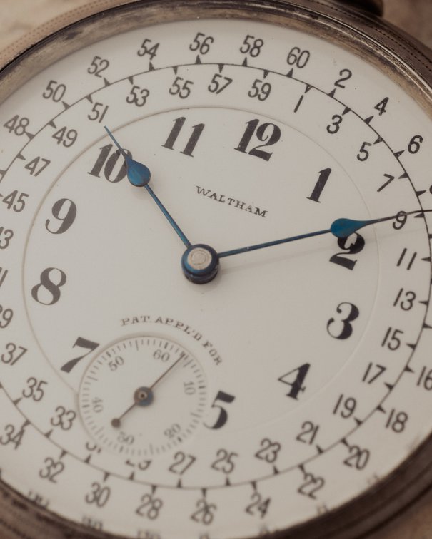 Waltham, Vanguard w/rare dial, 21J, 18S