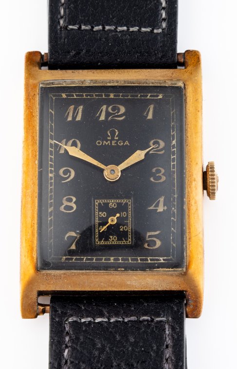 Omega Tank, manual wind in 14K
