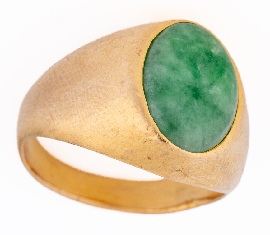 Jade & 22K yellow gold men's ring