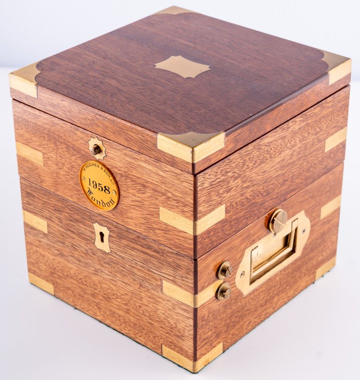 H Hughes & Son, marine chronometer