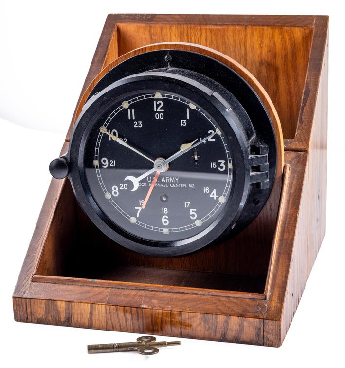 Chelsea, 8-day US Army Military Clock