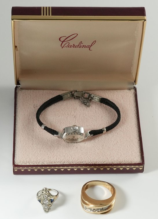 Jewelry lot (3) Assorted material in 14K & 10K gold
