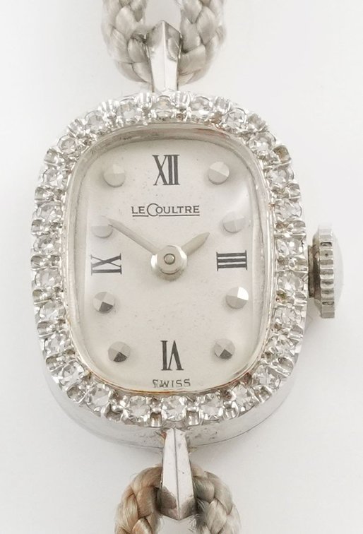 Lady's LeCoultre cocktail watch, manual wind in 14K