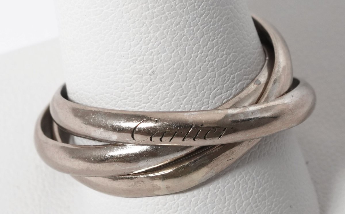 Cartier Trinity band in 18K white gold