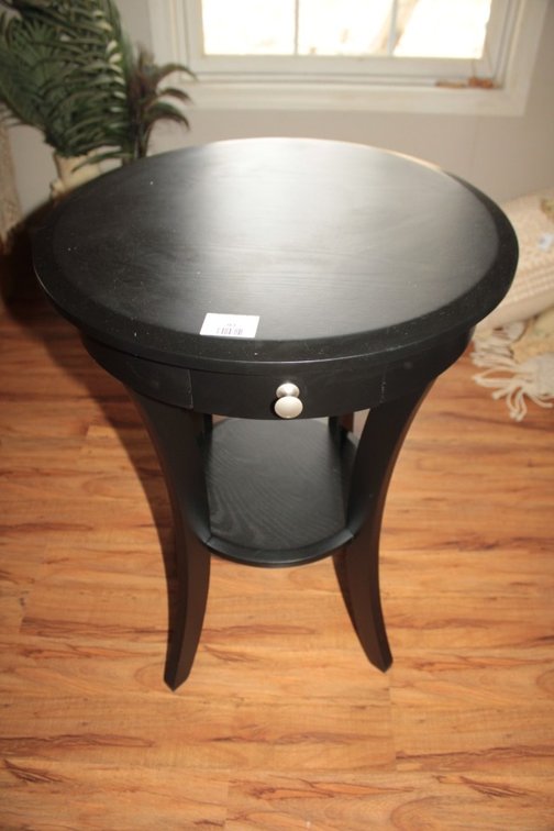 Round Stand Table With One Drawer, Measures 20 x 27