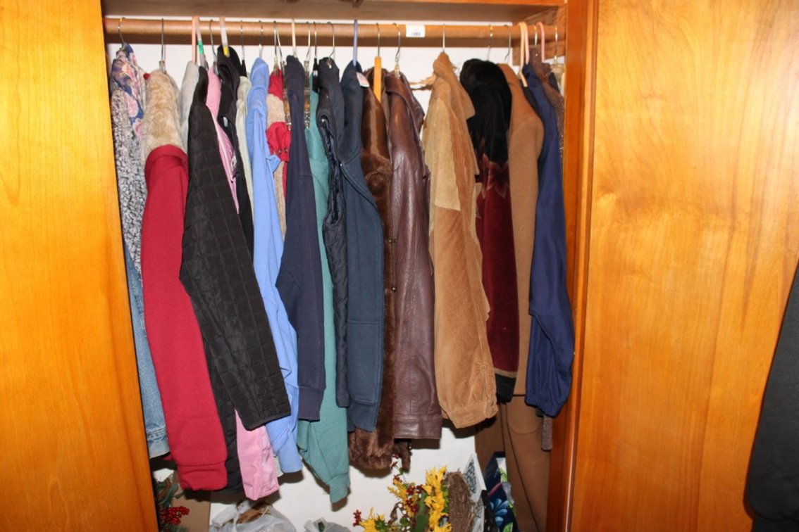 Women's Coats, Mostly Size Large