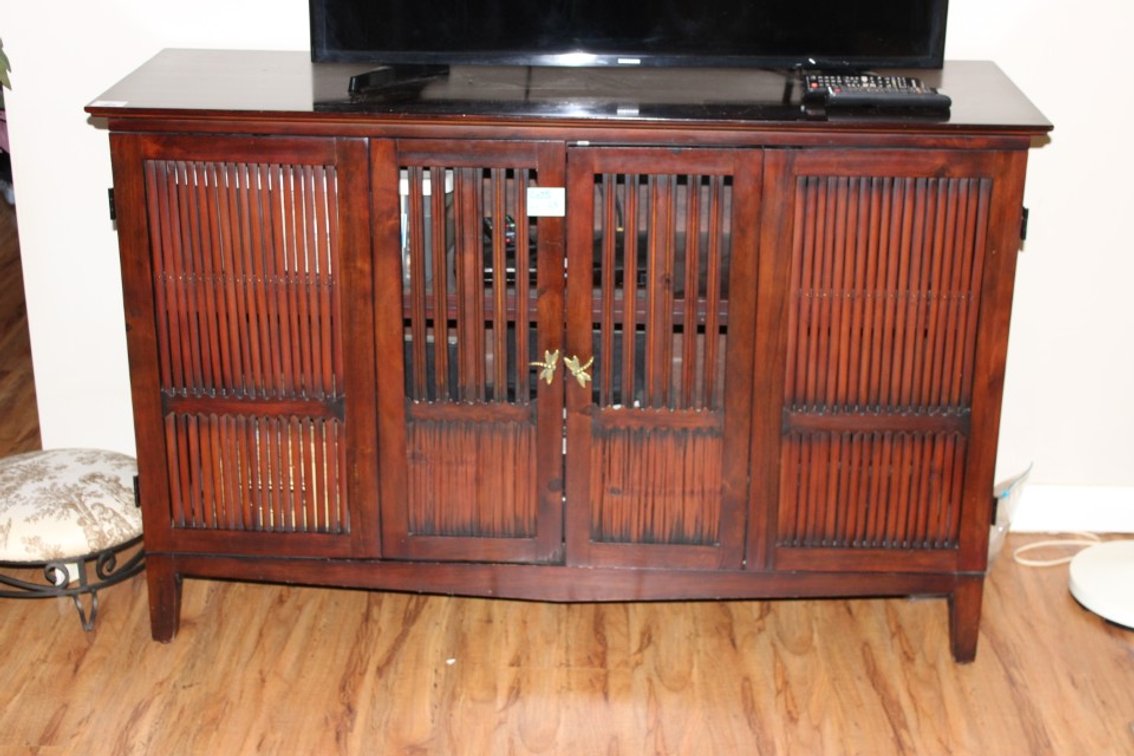 Tv Console, 52 x 18 x 33