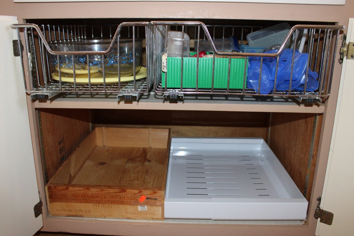 Plastic Bowls, Shakers, Etc.
