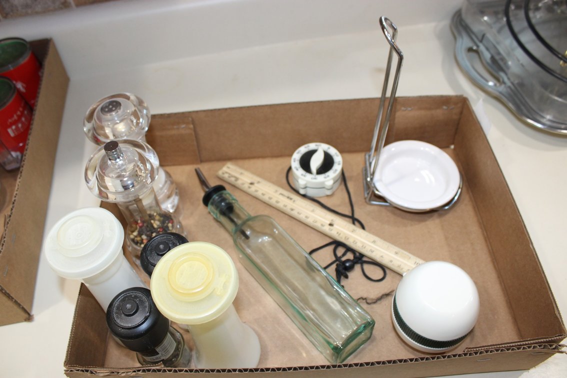 Shakers, Grinders, Timer