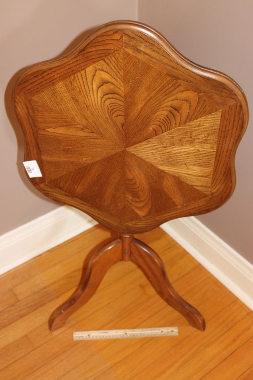 Modern Victorian Style Tilt Top Table. 20 Inch Top
