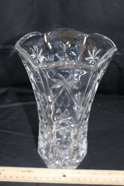 8 Inch Patterned Glass Vase