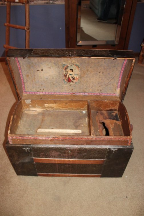 Dome Top Trunk. Measures 32 x 17 x 21.