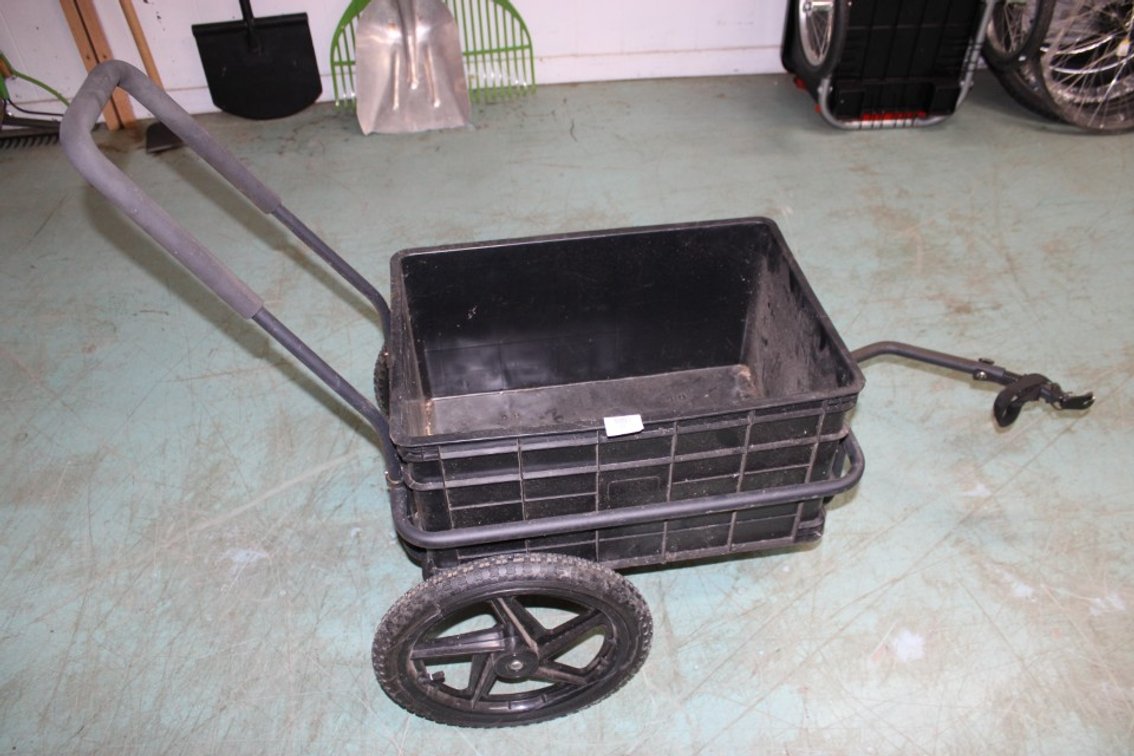 Three Wheel Cart With Bicycle Hitch.