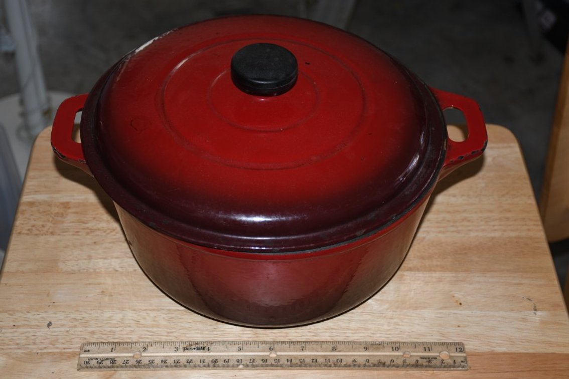 Enamel Cast Iron Dutch Oven