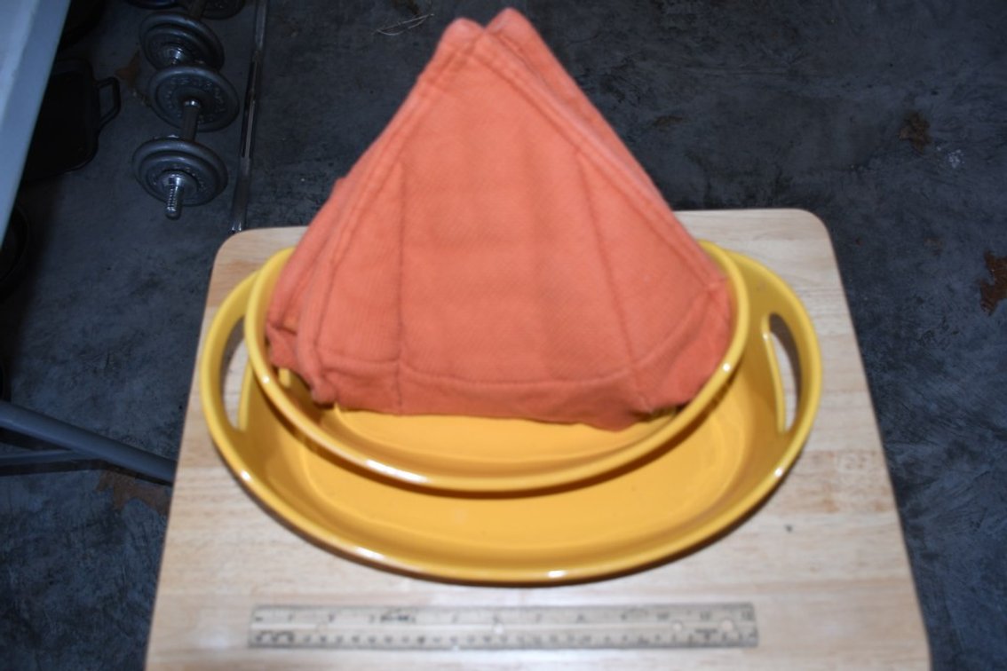 Rachael Ray Serving Dishes and Hot Pad