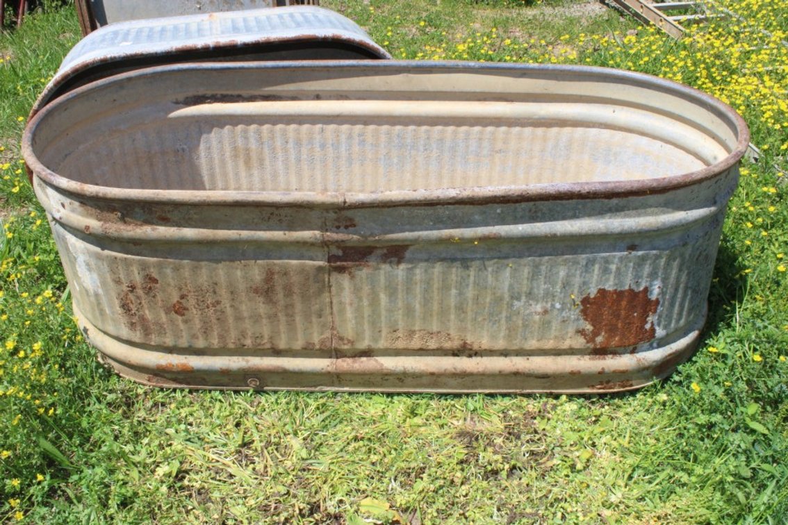 5.5 Ft Water Trough
