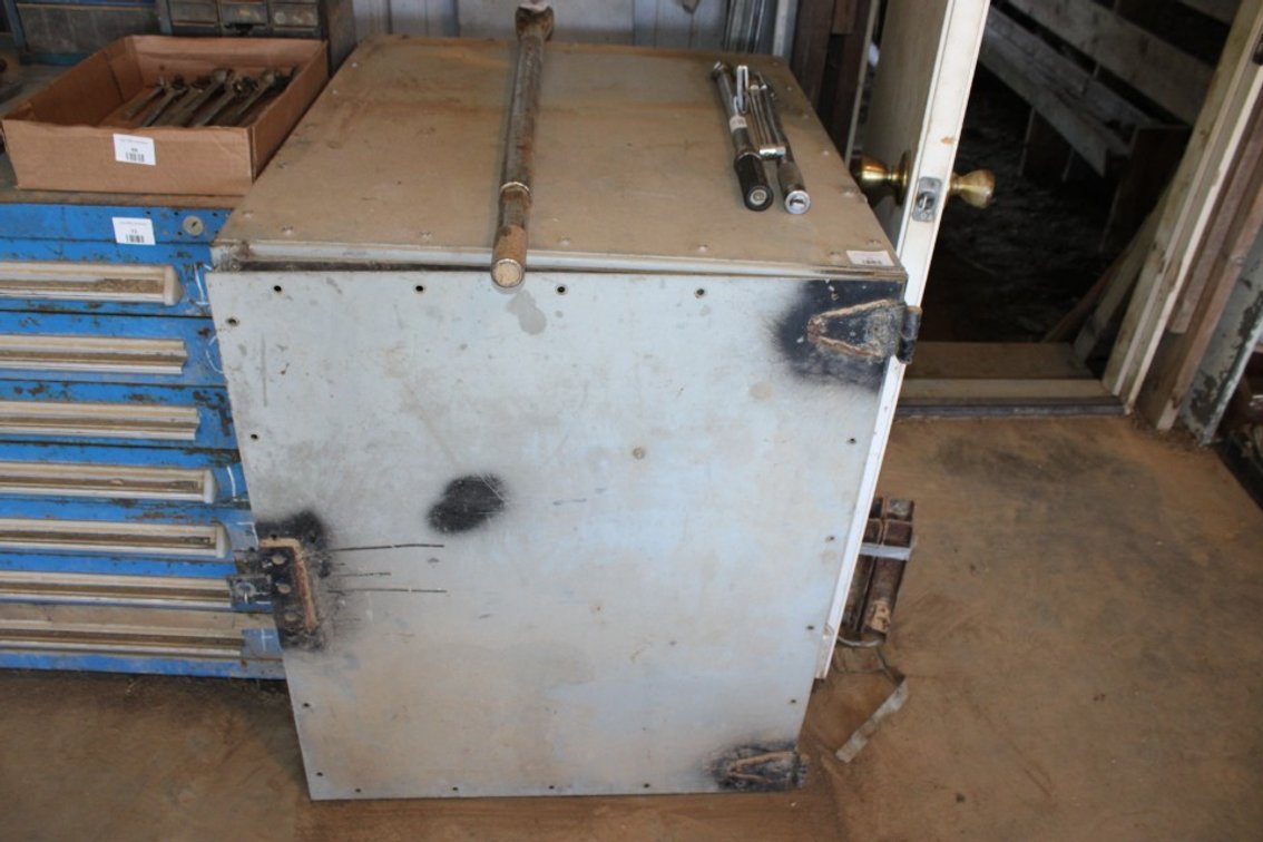 Metal Cabinet, Measures 29 X 34 X 34.5