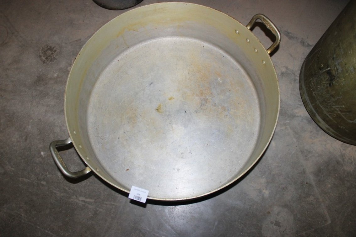 Large Pot, 24 Inches Wide, 8 Inches Deep