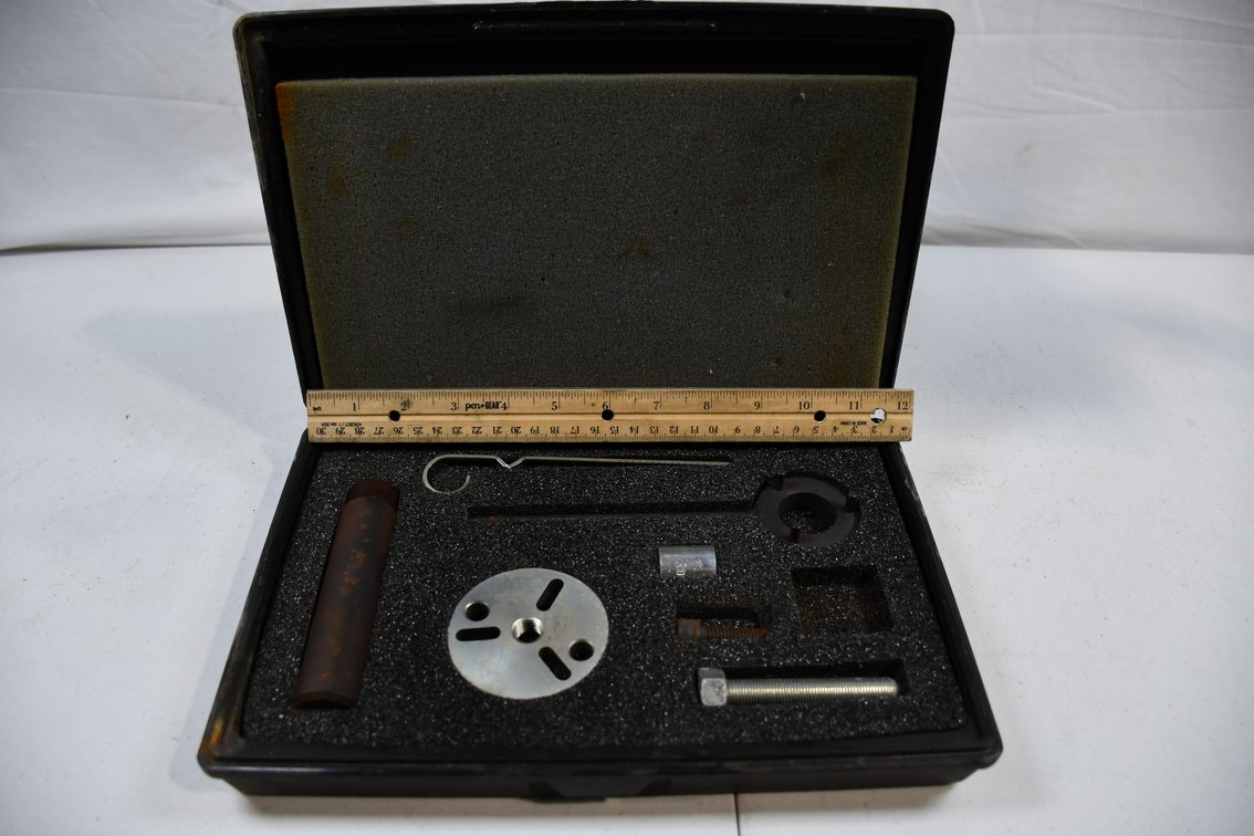 Steering Wheel and Lock Plate Remover Set
