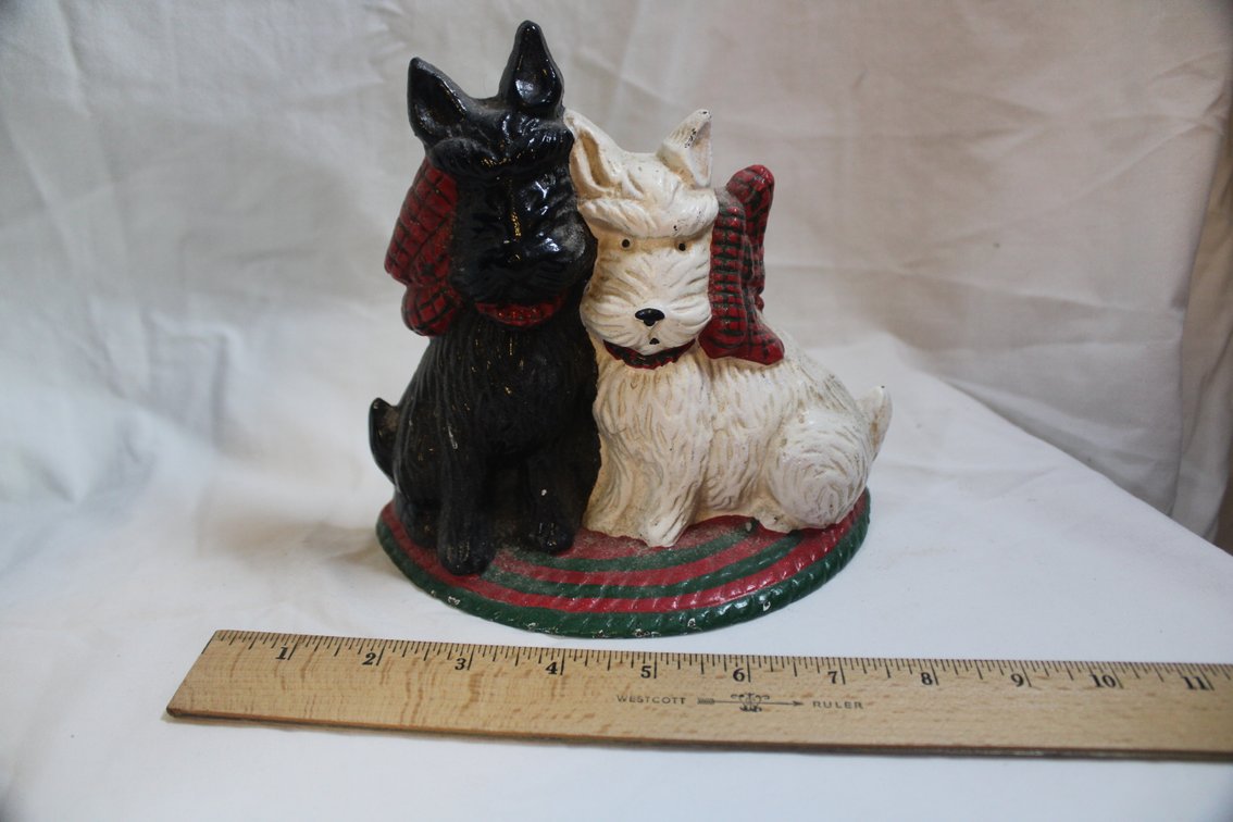 Cast Iron Scottie Dog Doorstop